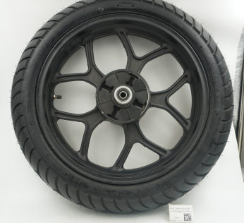 Обод 17" заднего колеса в сборе с покрышкой Monster 125/250 (DYJ-612000-DB8001+DYJ-612200-001000)